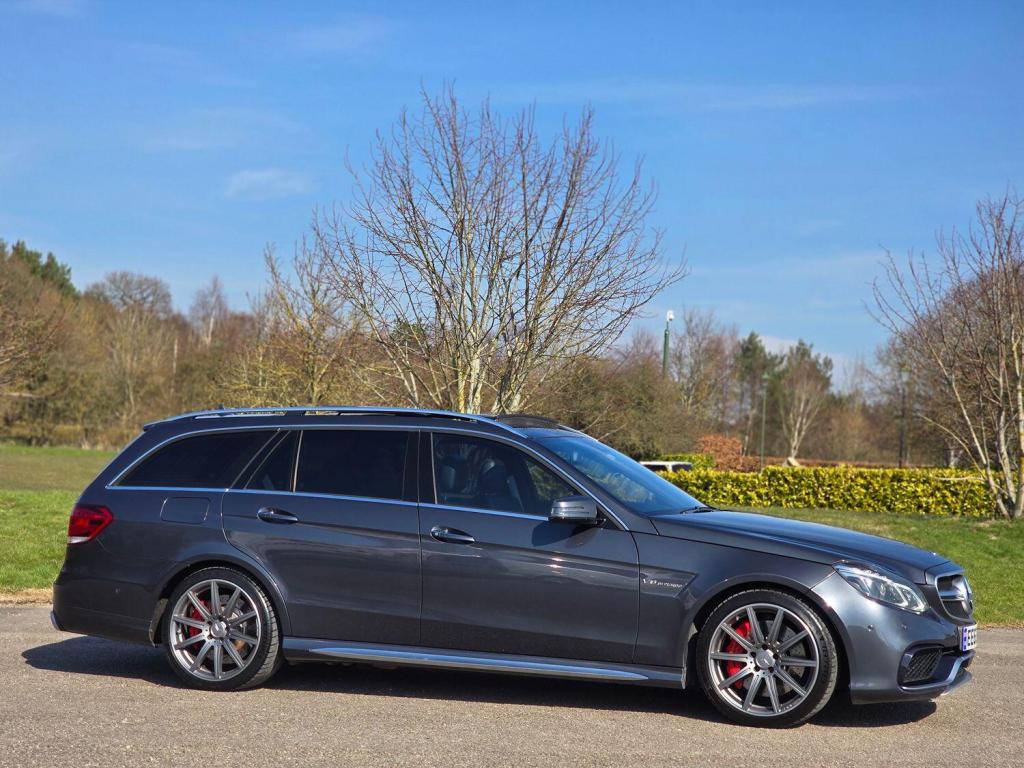 MERCEDES-BENZ E CLASS 5.5 E63 V8 BiTurbo AMG S 2015