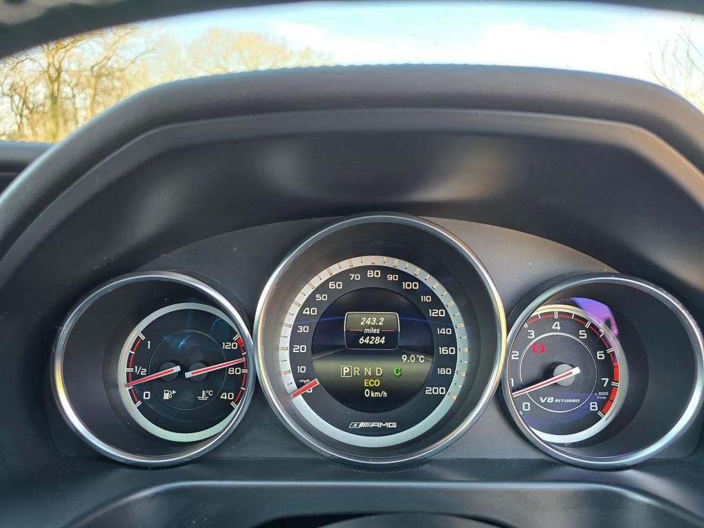 MERCEDES-BENZ E CLASS 5.5 E63 V8 BiTurbo AMG S 2015