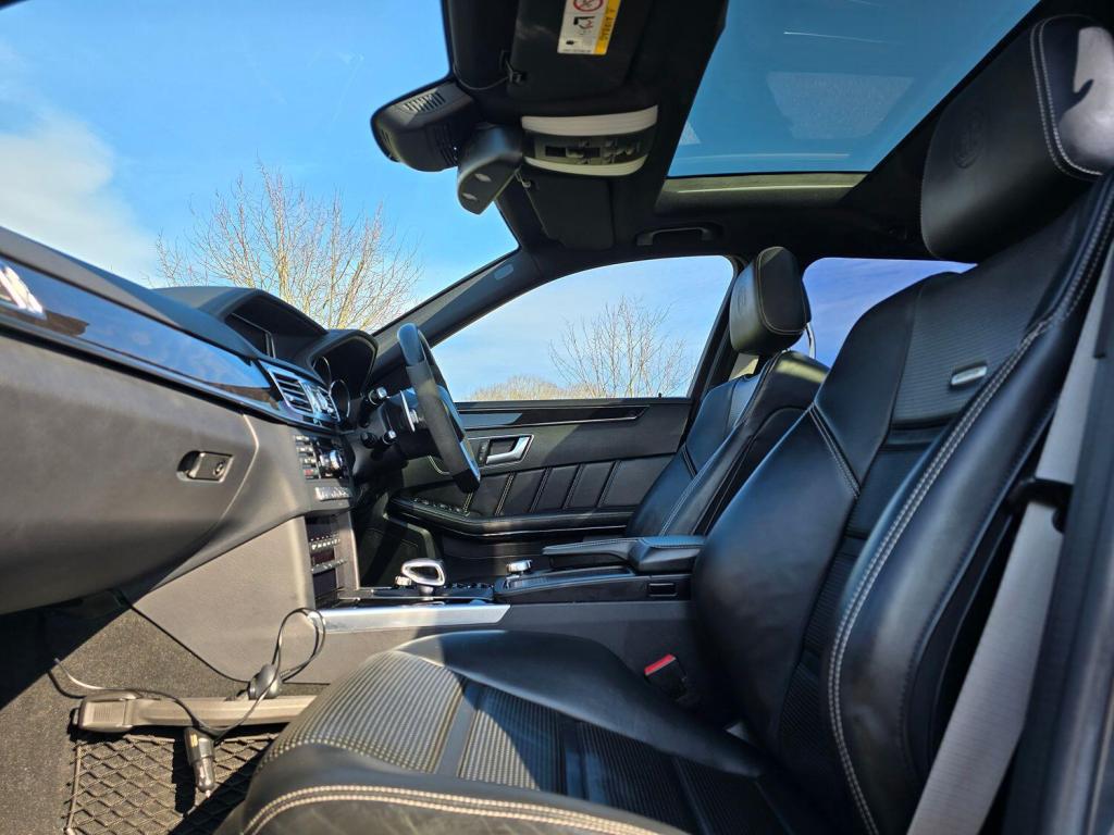 MERCEDES-BENZ E CLASS 5.5 E63 V8 BiTurbo AMG S 2015