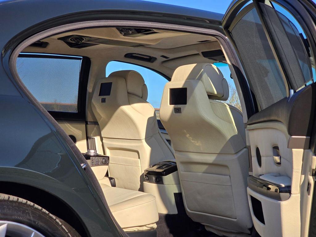 BMW 7 SERIES 6.0 760Li 2006