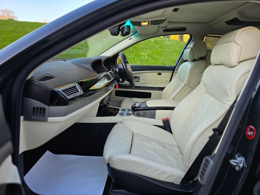 BMW 7 SERIES 6.0 760Li 2006