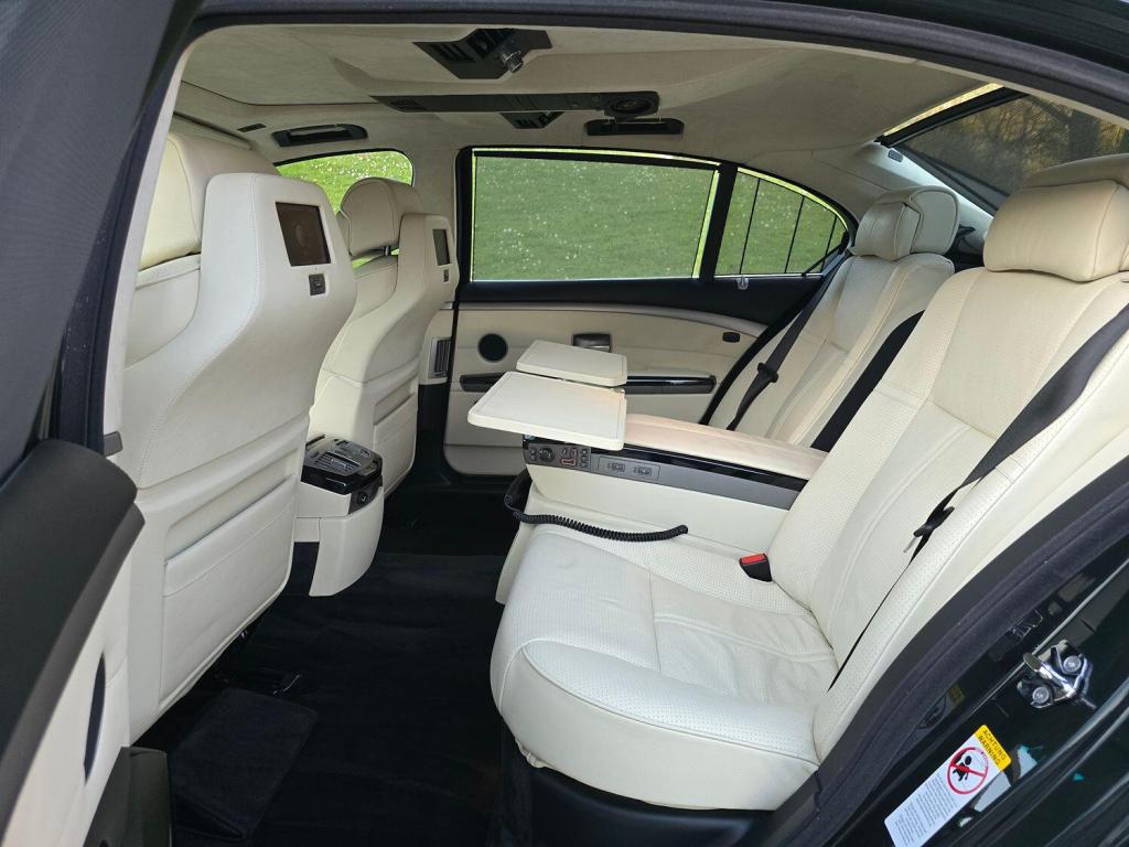 BMW 7 SERIES 6.0 760Li 2006