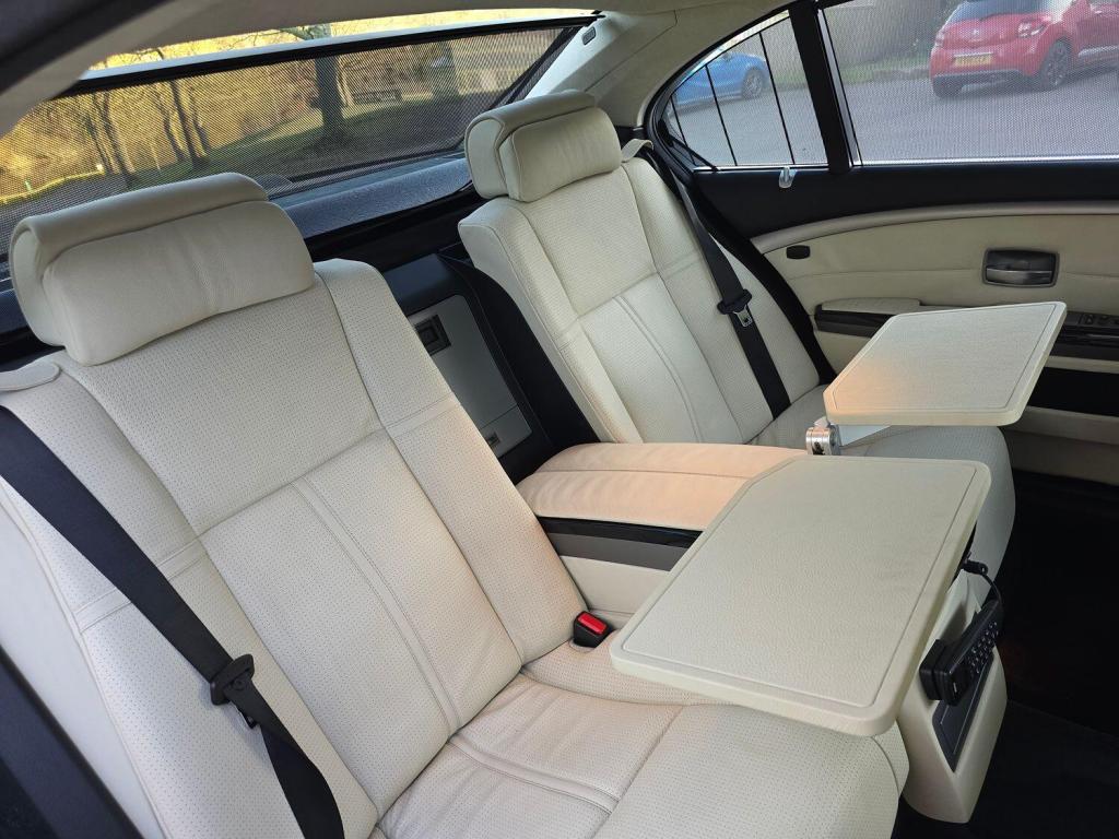 BMW 7 SERIES 6.0 760Li 2006