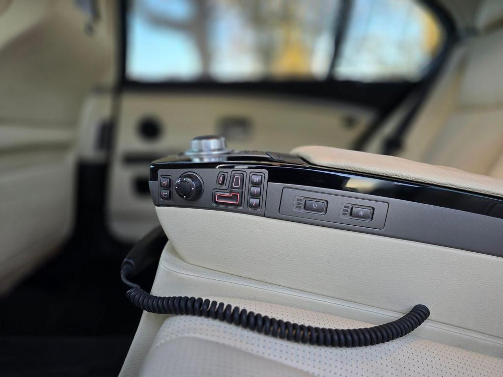 BMW 7 SERIES 6.0 760Li 2006