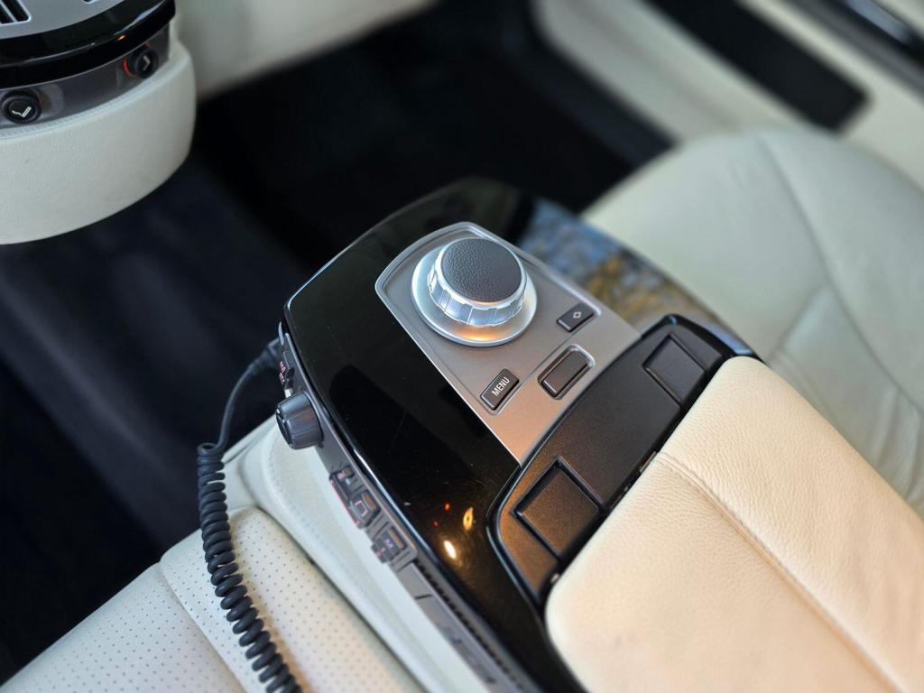 BMW 7 SERIES 6.0 760Li 2006