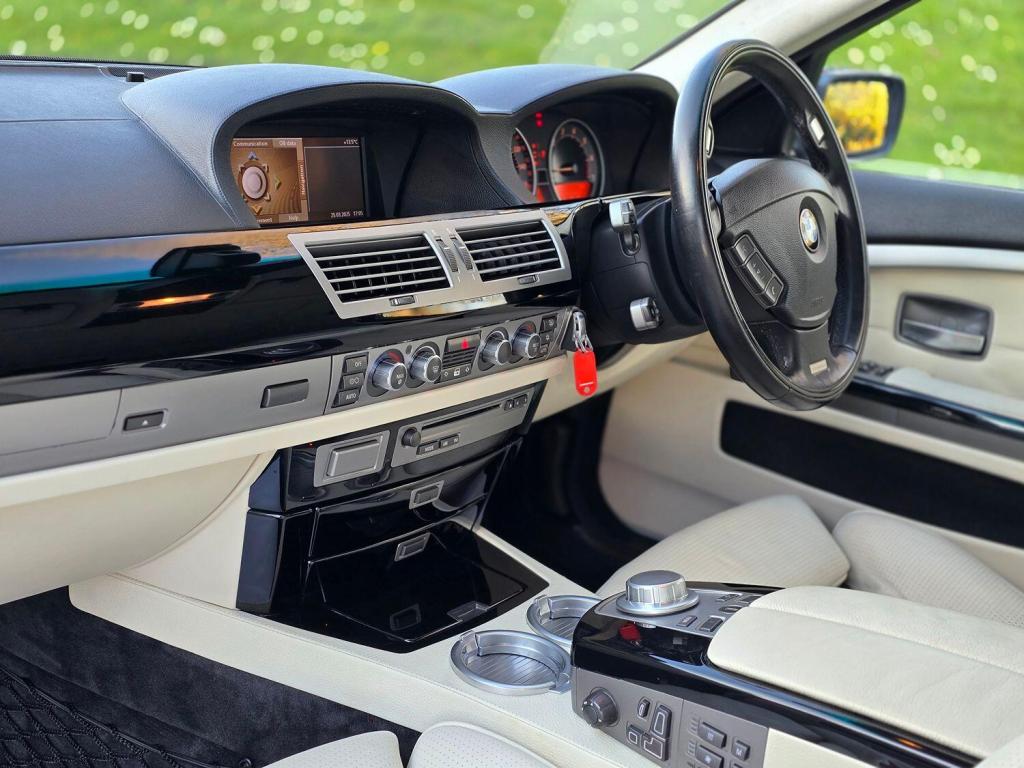 BMW 7 SERIES 6.0 760Li 2006
