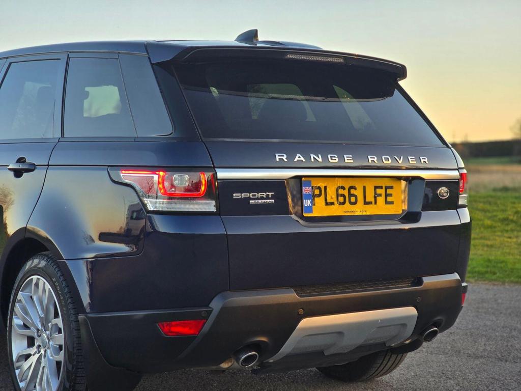 LAND ROVER RANGE ROVER SPORT 3.0 SD V6 HSE 2016