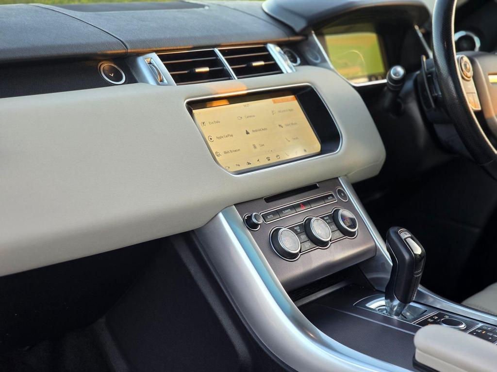 LAND ROVER RANGE ROVER SPORT 3.0 SD V6 HSE 2016