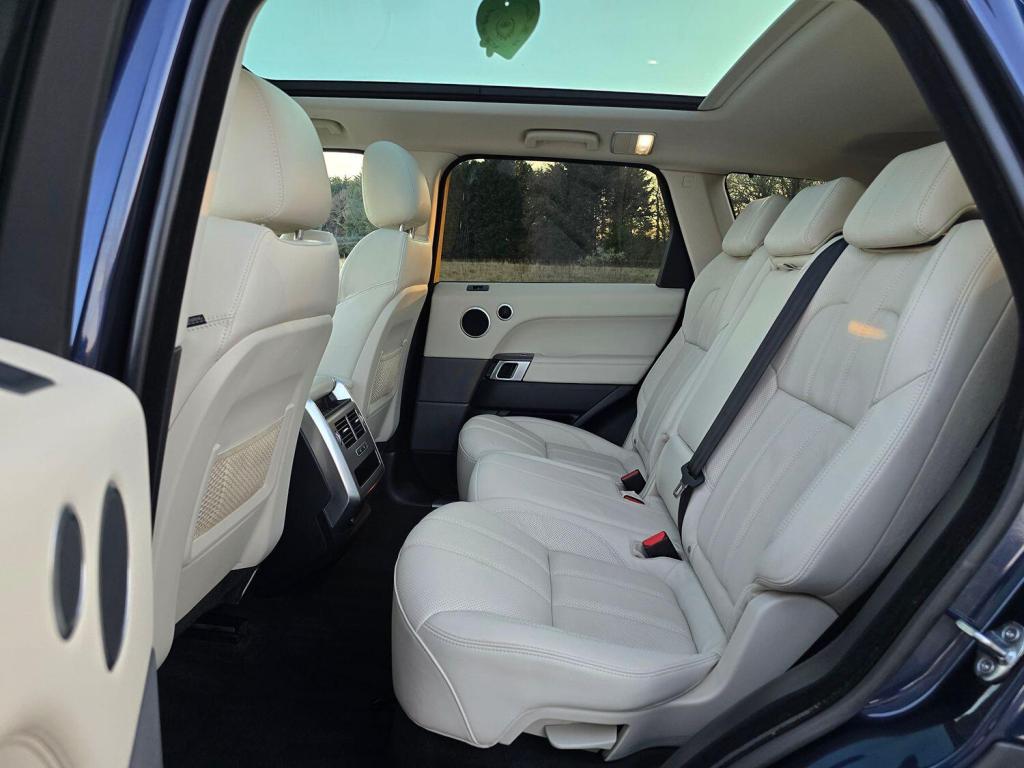 LAND ROVER RANGE ROVER SPORT 3.0 SD V6 HSE 2016