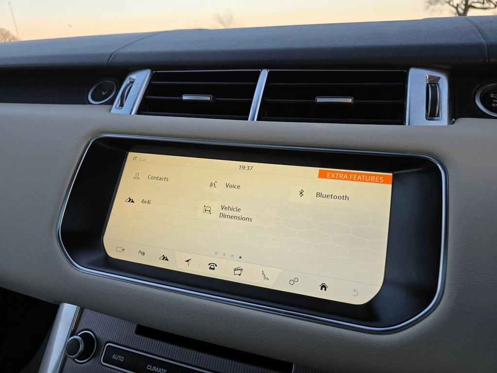 LAND ROVER RANGE ROVER SPORT 3.0 SD V6 HSE 2016