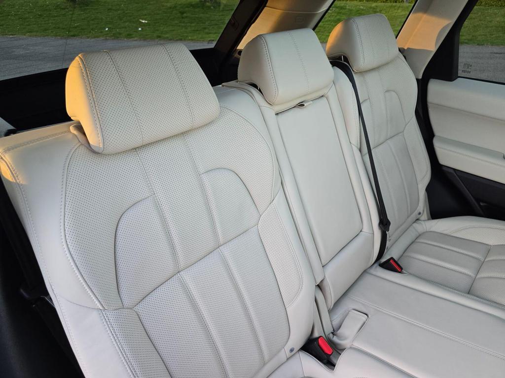 LAND ROVER RANGE ROVER SPORT 3.0 SD V6 HSE 2016