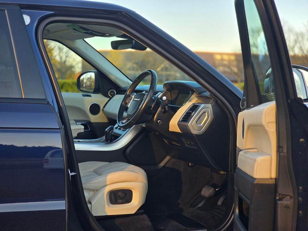 LAND ROVER RANGE ROVER SPORT 3.0 SD V6 HSE 2016