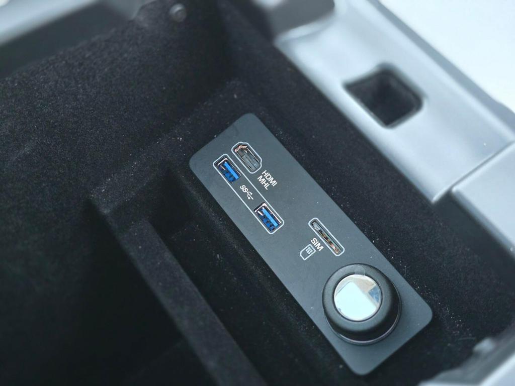 LAND ROVER RANGE ROVER SPORT 3.0 SD V6 HSE 2016