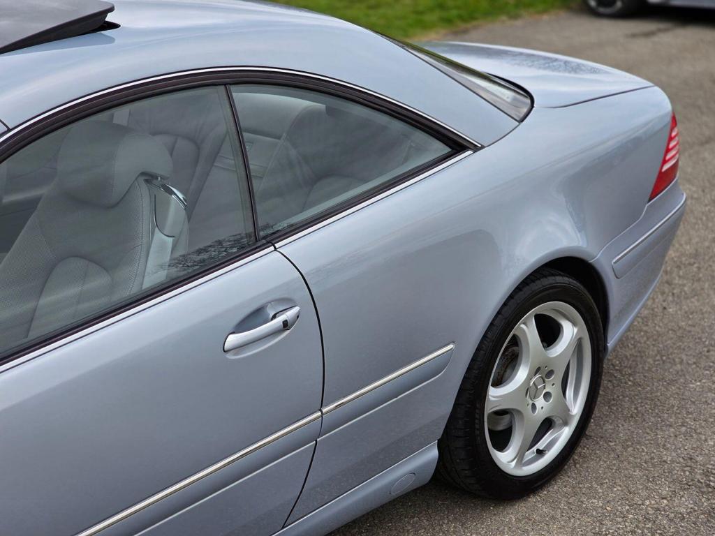 MERCEDES-BENZ CL 5.0 CL500 2004