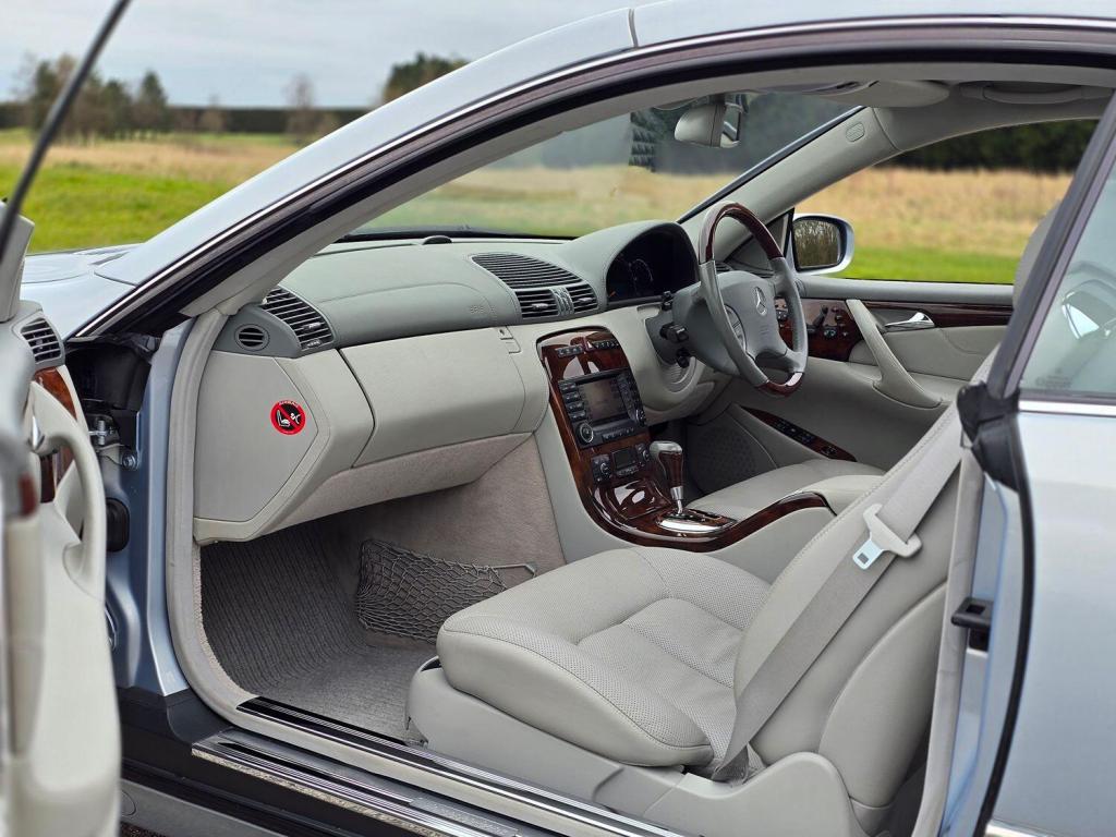 MERCEDES-BENZ CL 5.0 CL500 2004