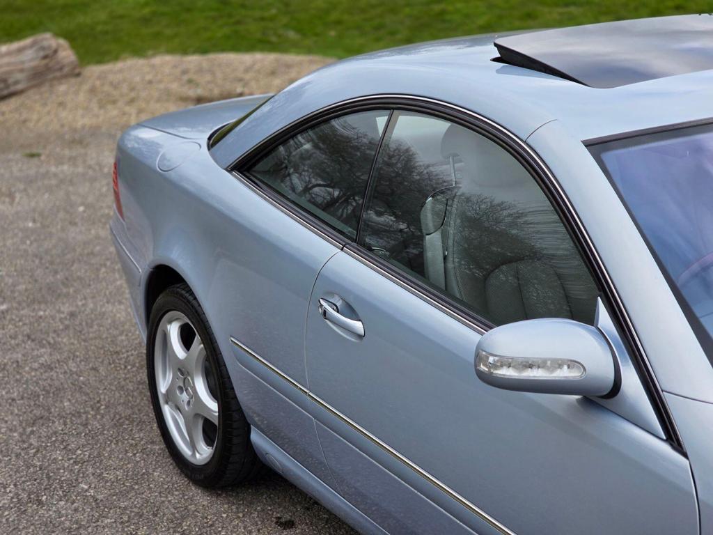 MERCEDES-BENZ CL 5.0 CL500 2004