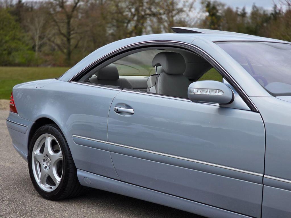 MERCEDES-BENZ CL 5.0 CL500 2004