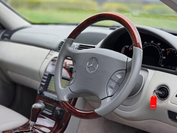 View MERCEDES-BENZ