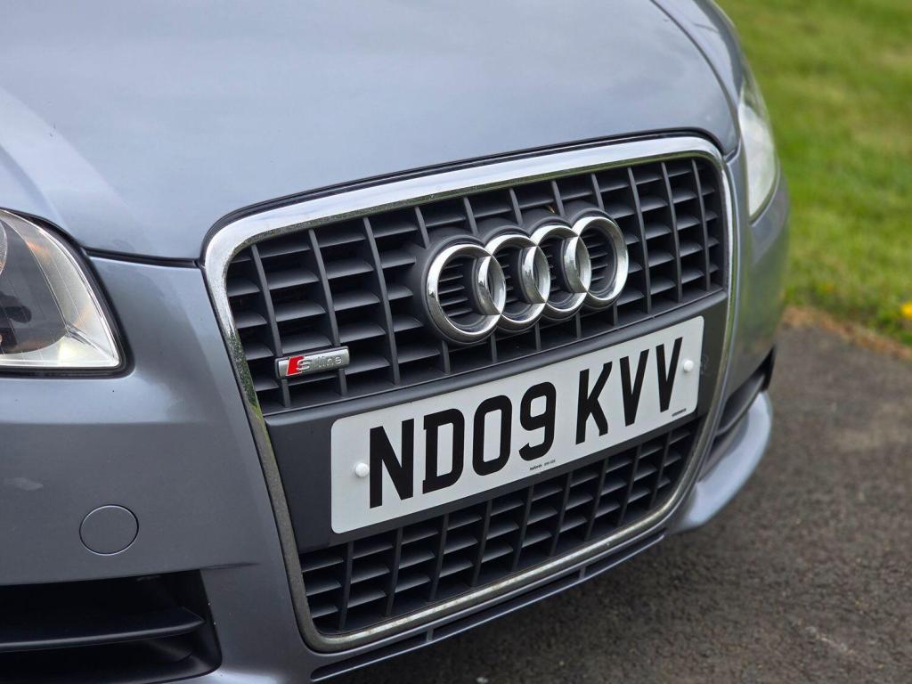 AUDI A4 2.0 TDI S line 2009