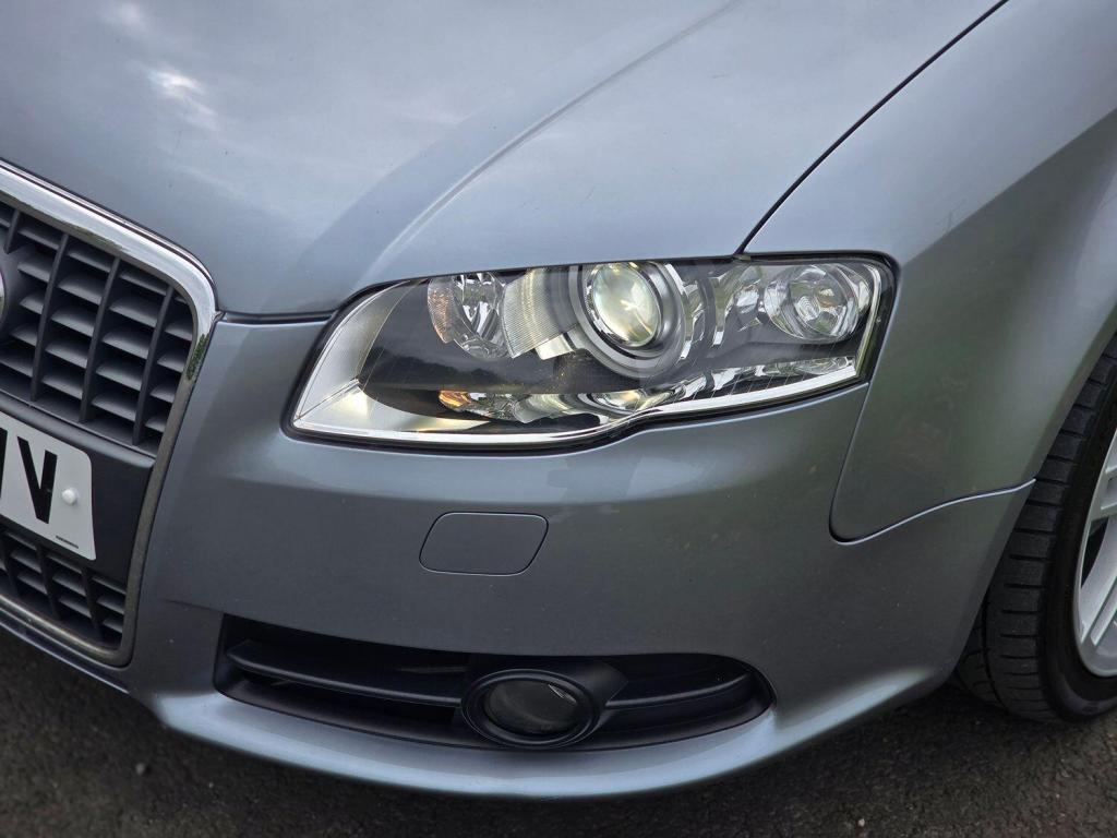 AUDI A4 2.0 TDI S line 2009