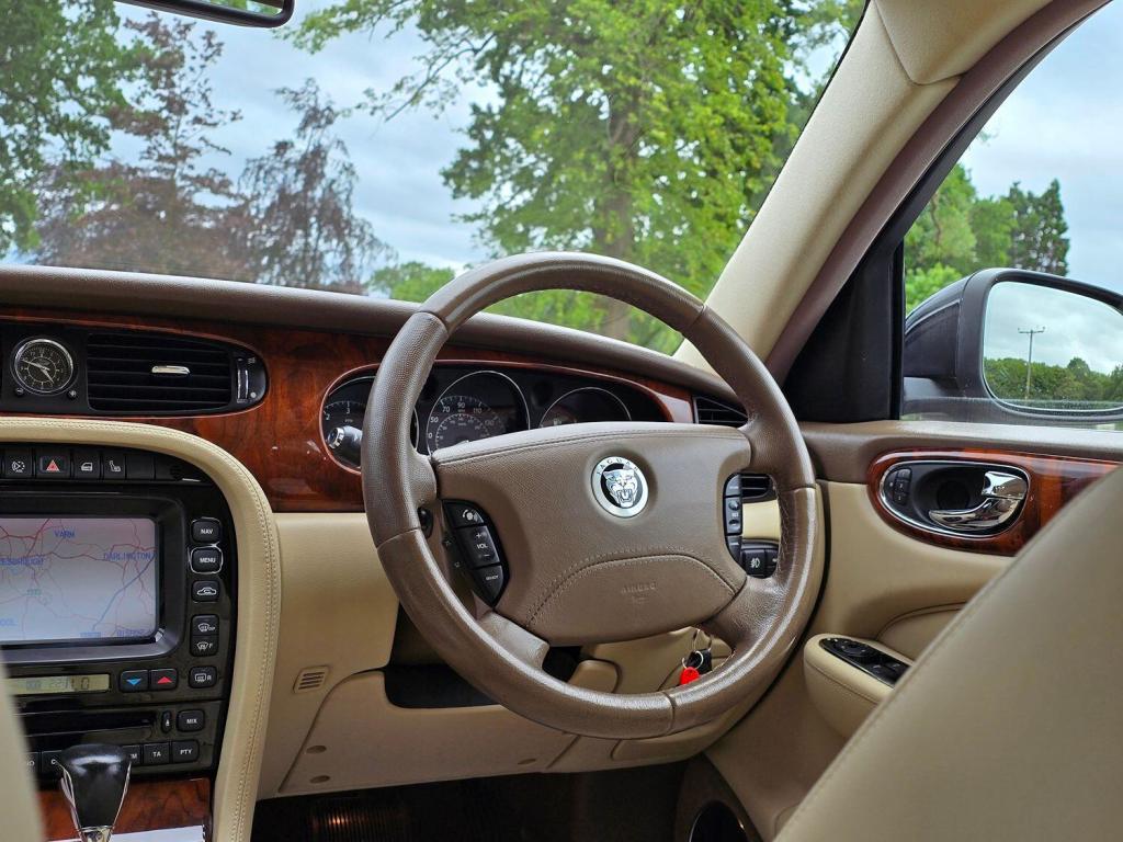 JAGUAR XJ 2.7 TDVi Executive 2009