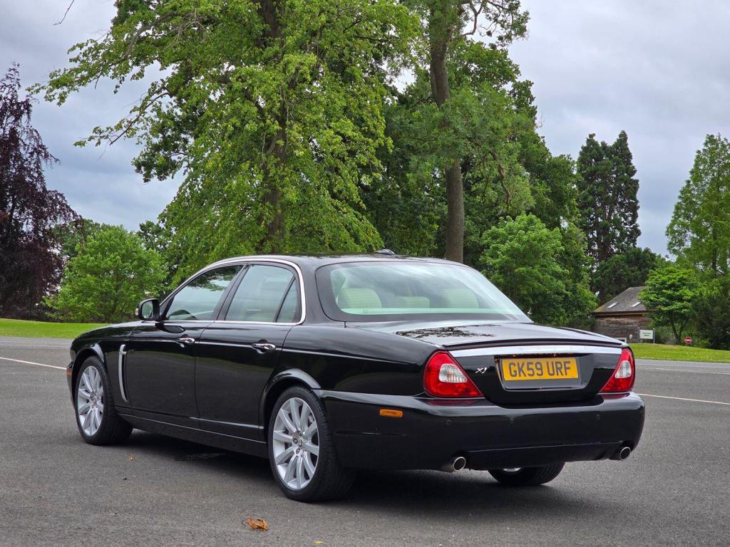 JAGUAR XJ 2.7 TDVi Executive 2009
