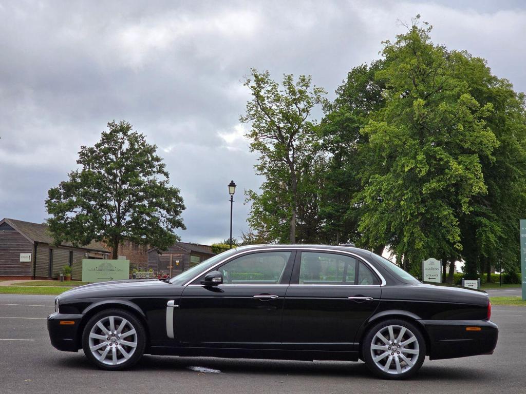 JAGUAR XJ 2.7 TDVi Executive 2009