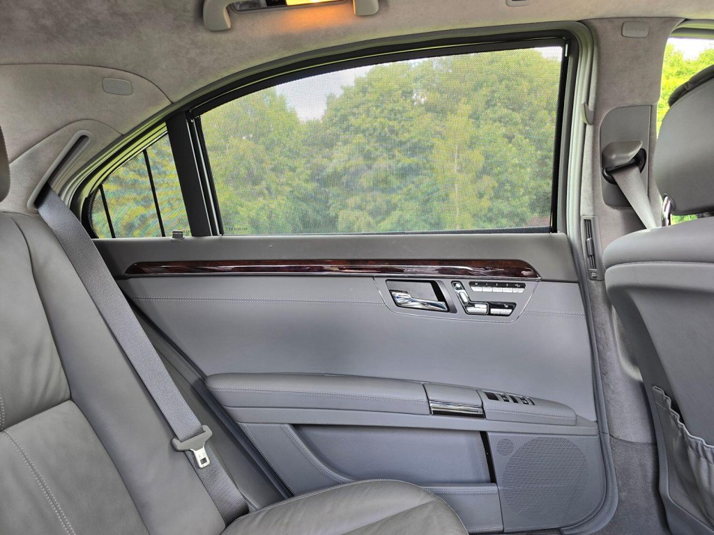 MERCEDES-BENZ S CLASS 5.5 S500 V8 2006