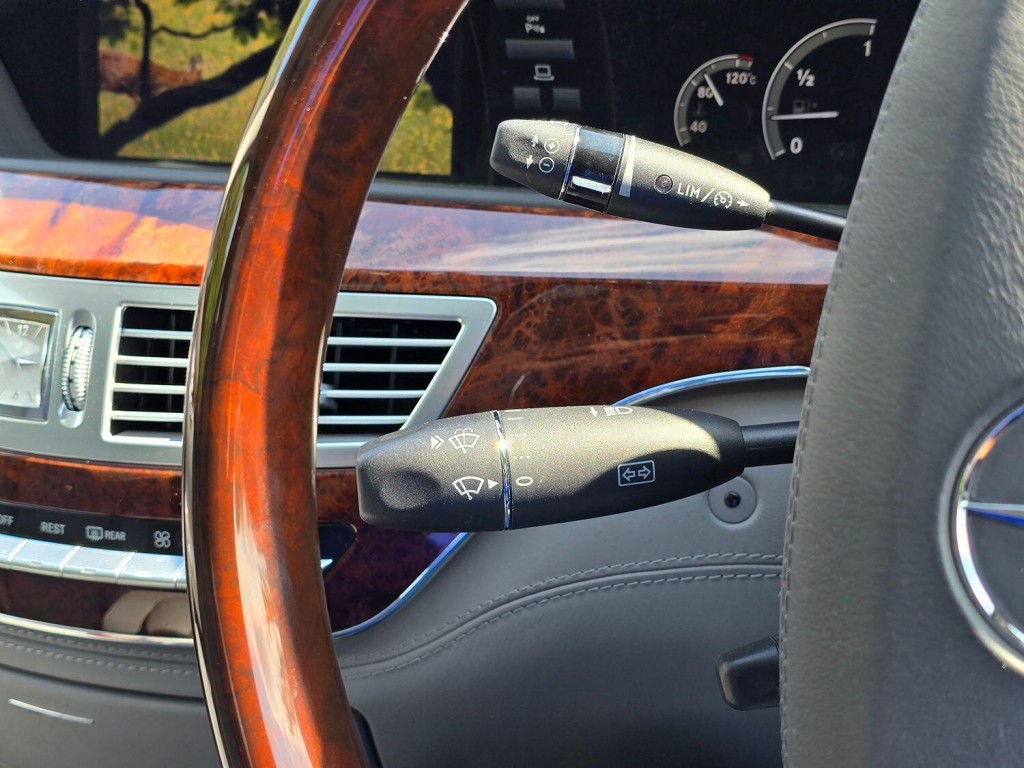 MERCEDES-BENZ S CLASS 5.5 S500 V8 2006