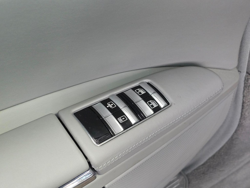 MERCEDES-BENZ S CLASS 5.5 S500 V8 2006