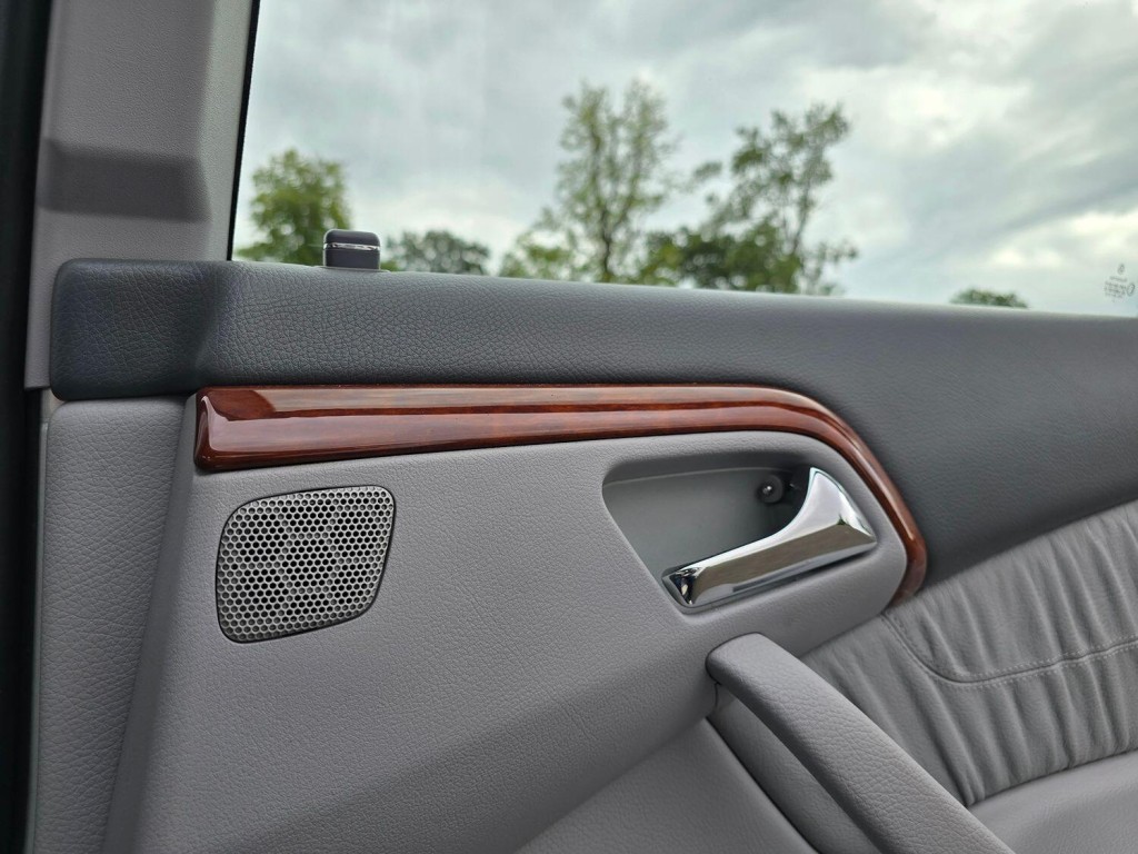 MERCEDES-BENZ S CLASS 3.2 S320 2001