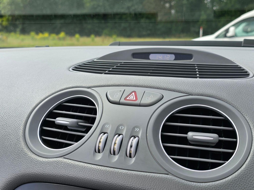 MERCEDES-BENZ SL 3.7 SL350 2005