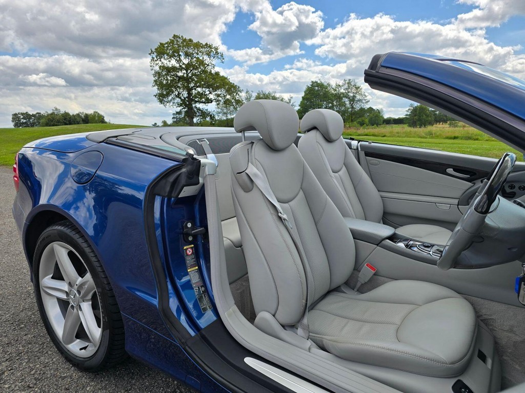 MERCEDES-BENZ SL 3.7 SL350 2005