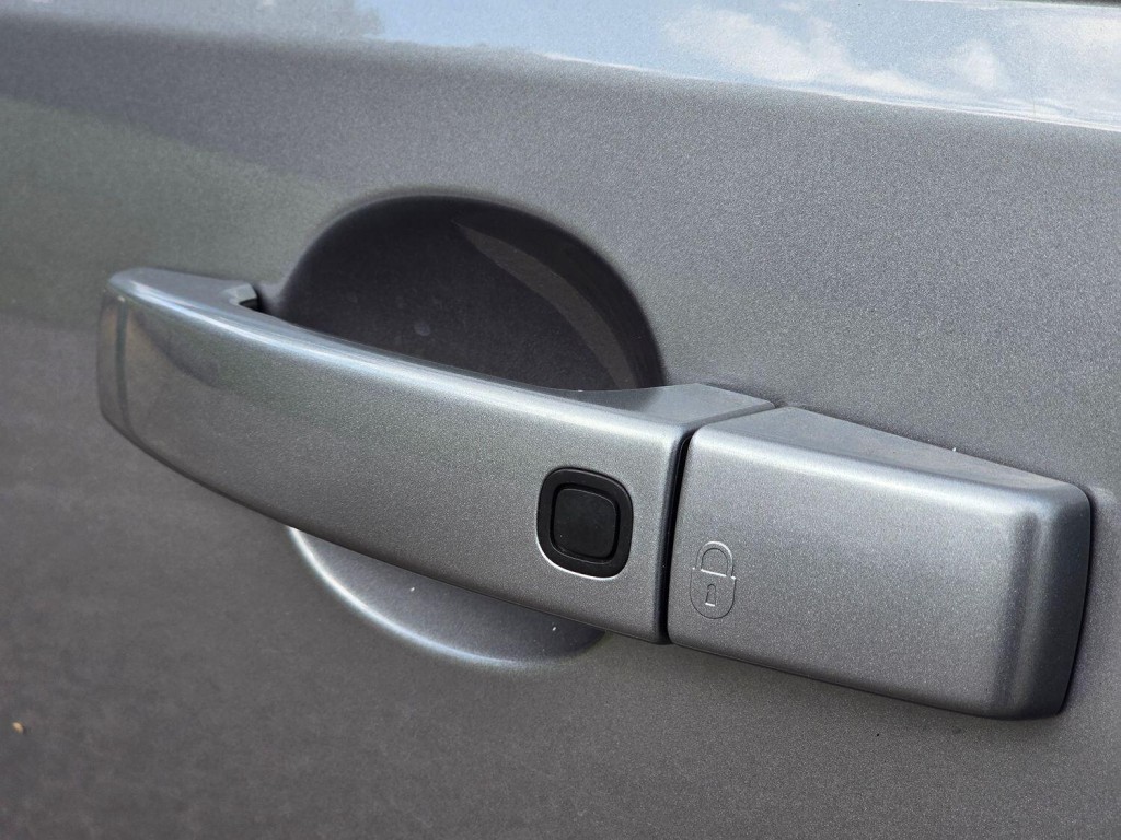 LAND ROVER RANGE ROVER SPORT 3.0 SD V6 HSE Black 2013