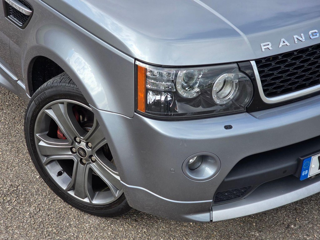 LAND ROVER RANGE ROVER SPORT 3.0 SD V6 HSE Black 2013