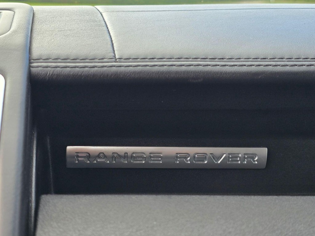 LAND ROVER RANGE ROVER SPORT 3.0 SD V6 HSE Black 2013