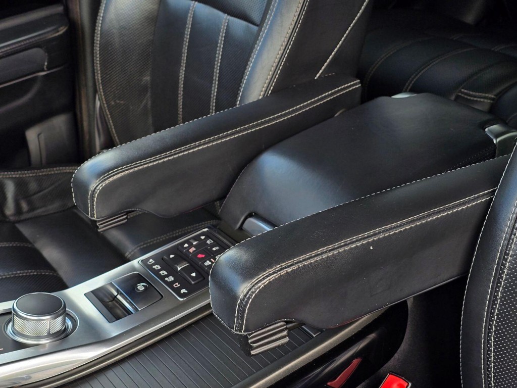 LAND ROVER RANGE ROVER SPORT 3.0 SD V6 HSE Black 2013