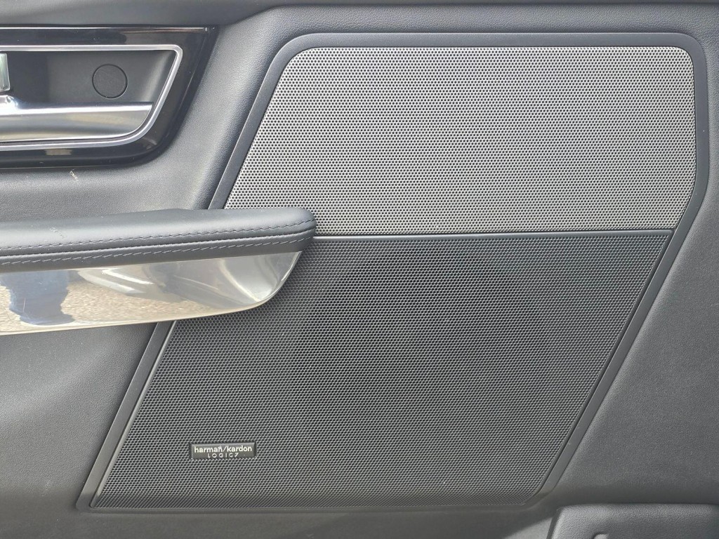 LAND ROVER RANGE ROVER SPORT 3.0 SD V6 HSE Black 2013