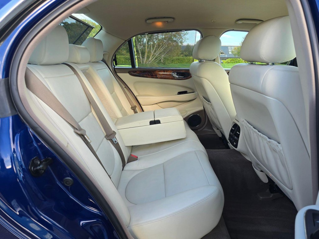 JAGUAR XJ 4.2 XJ8 SE 2005