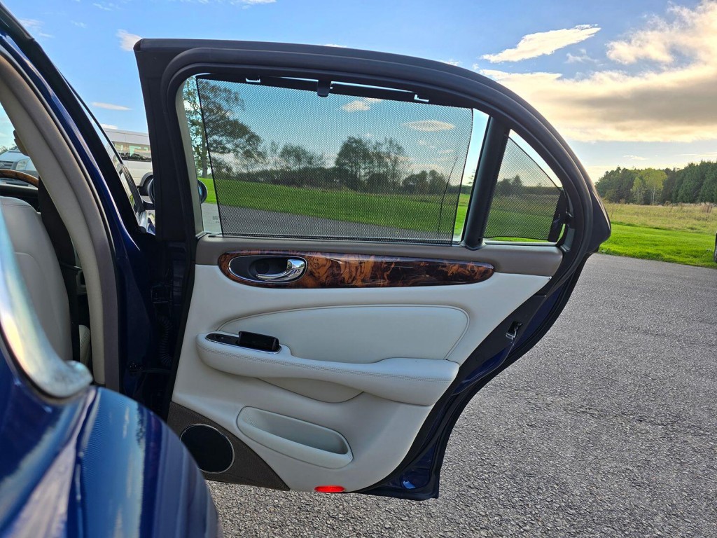 JAGUAR XJ 4.2 XJ8 SE 2005