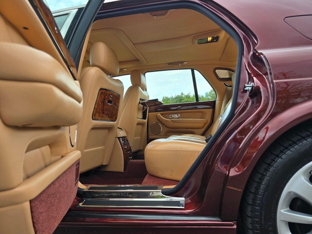 BENTLEY ARNAGE 6.8 R 2004