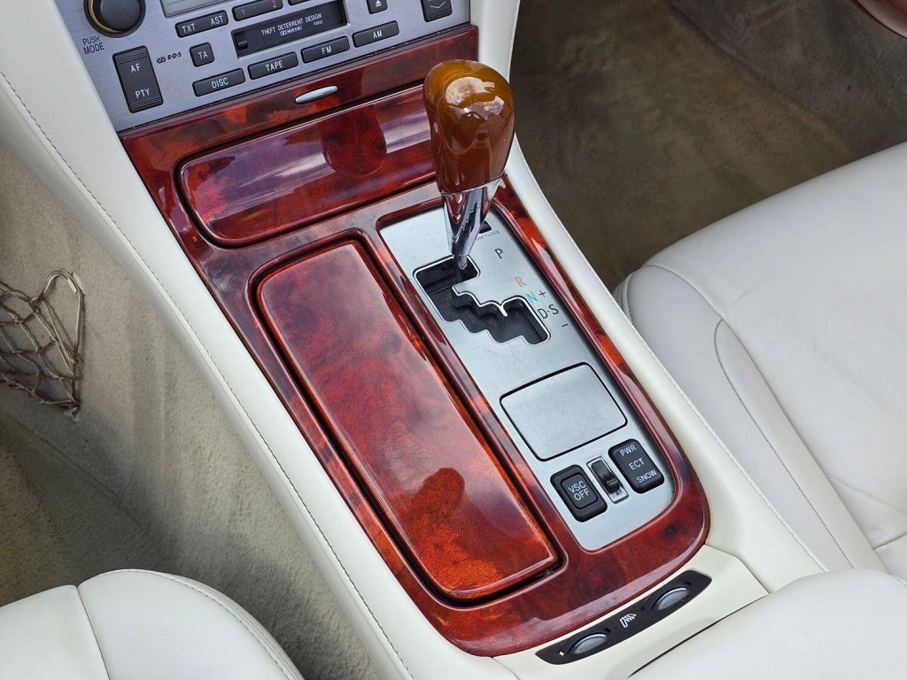 LEXUS SC 430 4.3 430 2006