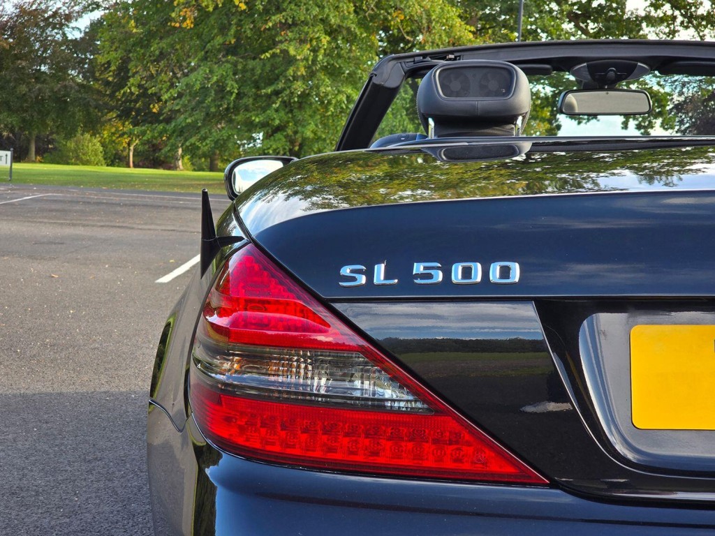 MERCEDES-BENZ SL 5.5 SL500 2010