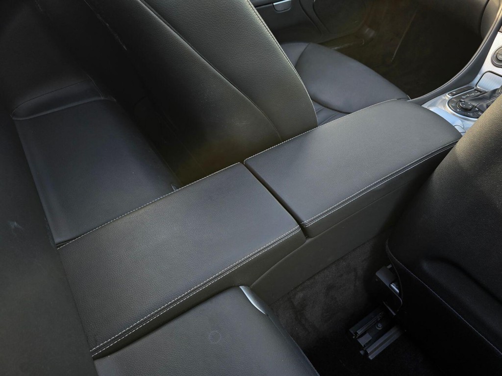 MERCEDES-BENZ SL 5.5 SL500 2010