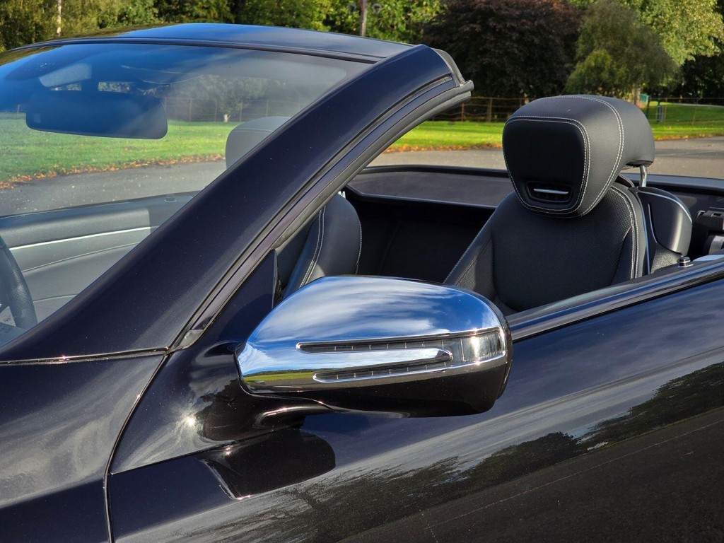 MERCEDES-BENZ SL 5.5 SL500 2010