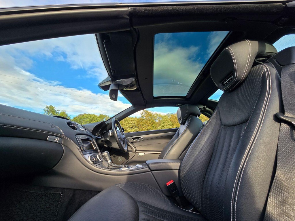 MERCEDES-BENZ SL 5.5 SL500 2010