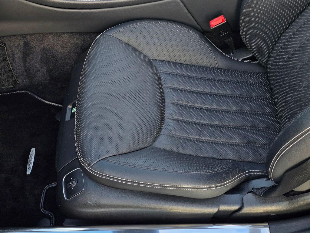 MERCEDES-BENZ SL 5.5 SL500 2010