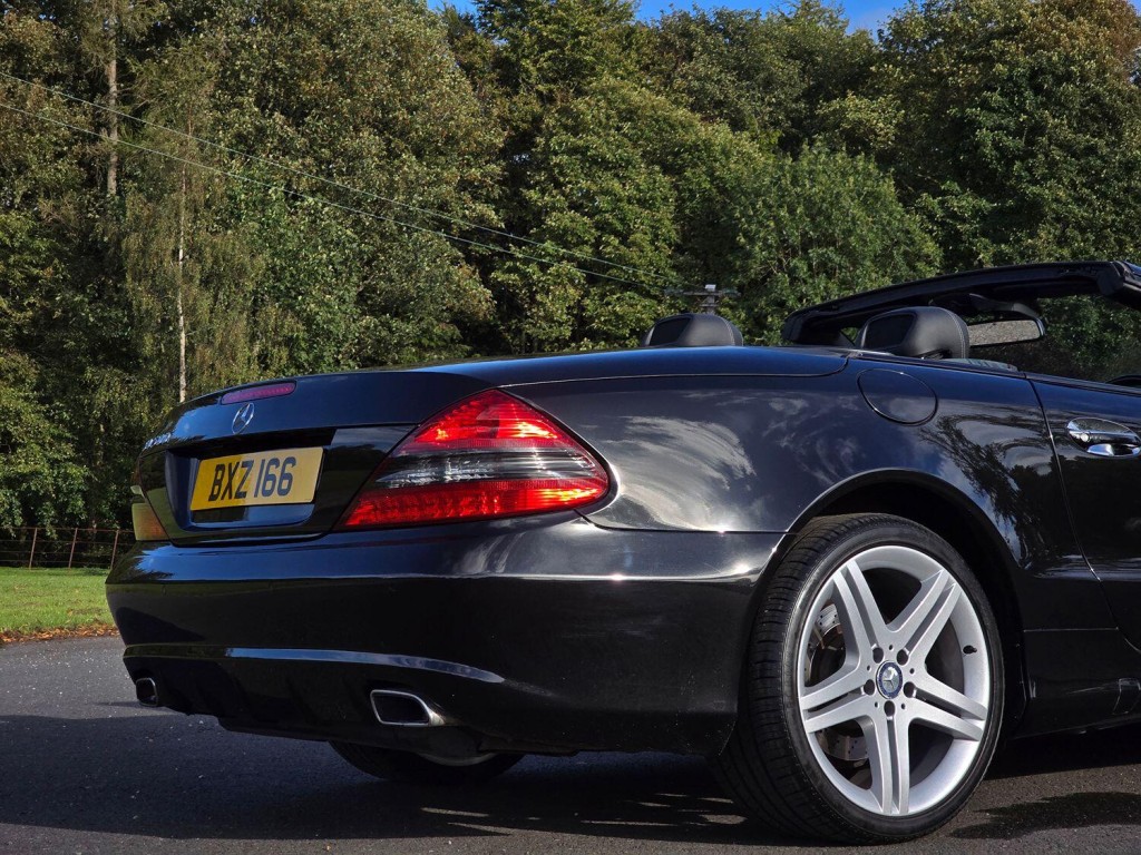 MERCEDES-BENZ SL 5.5 SL500 2010