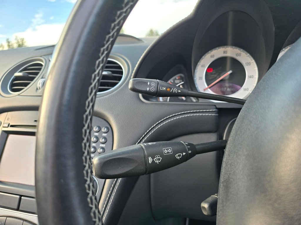 MERCEDES-BENZ SL 5.5 SL500 2010