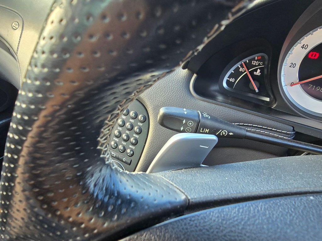 MERCEDES-BENZ SL 5.5 SL500 2010